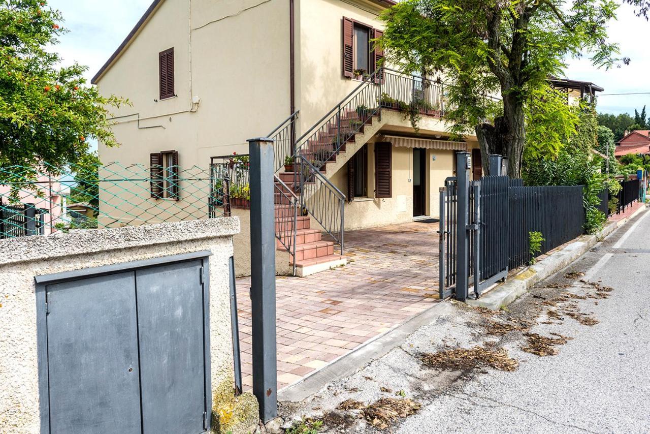 Apartmán A28 - Poggio, Ampio Trilocale Con Portico Poggio  Exteriér fotografie